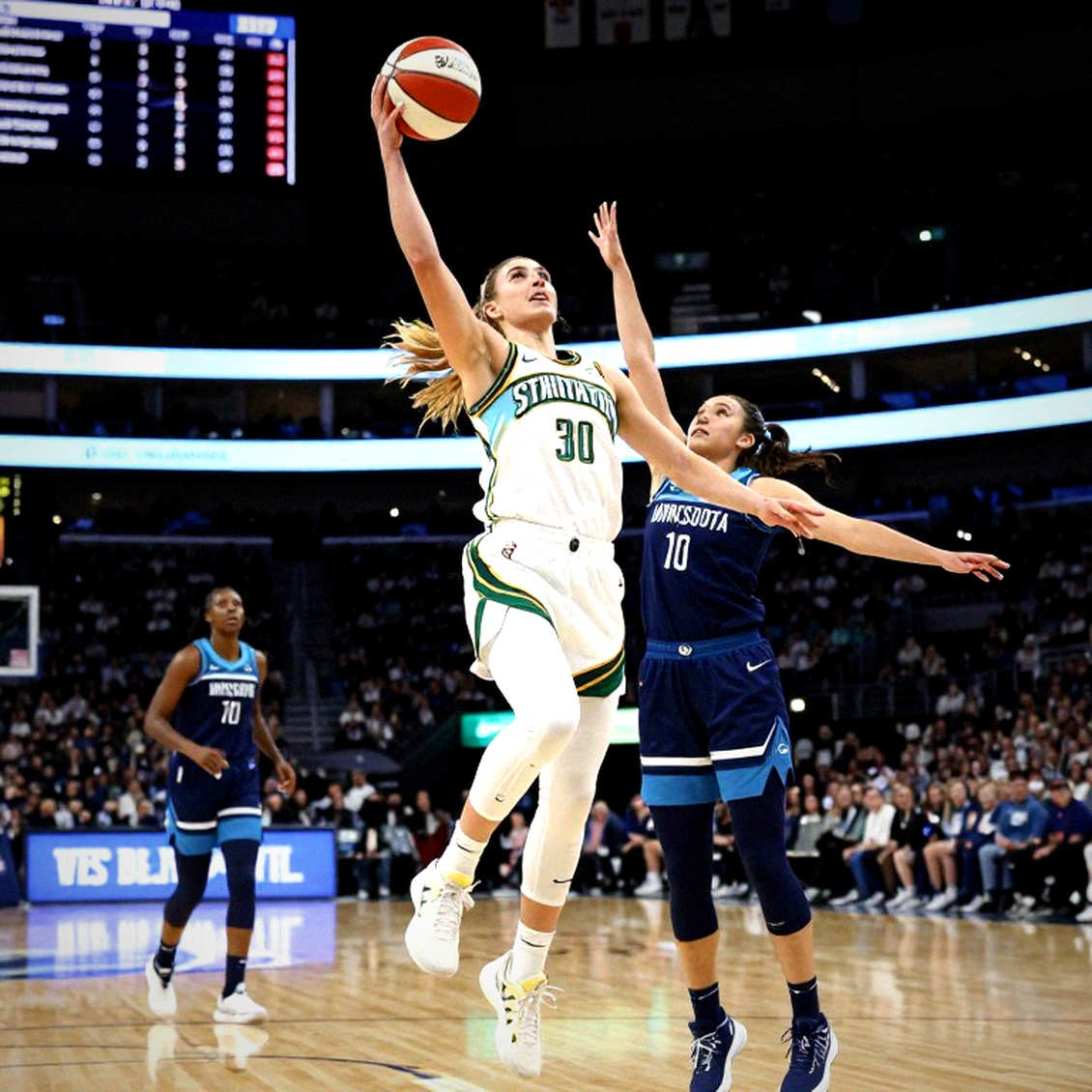 Dončić đến Lakers: Điều bảng lương nói mà tiếng hét không nói